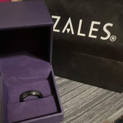 Zales Black Ring with Jewelry Box