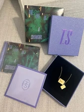 Taylor Swift Life Of A Showgirl: It’s Rapturous Deluxe CD with Necklace SEALED  