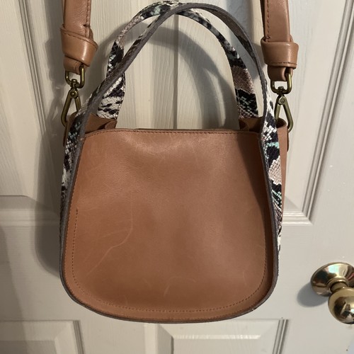 Madewell $158 The sydney Crossbody Bag Snake Embossed Edition MD183 - Picture 2 of 7