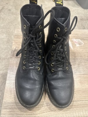 Doc Dr Martens Zavala Boots Men s Size 7/ Woman s 8