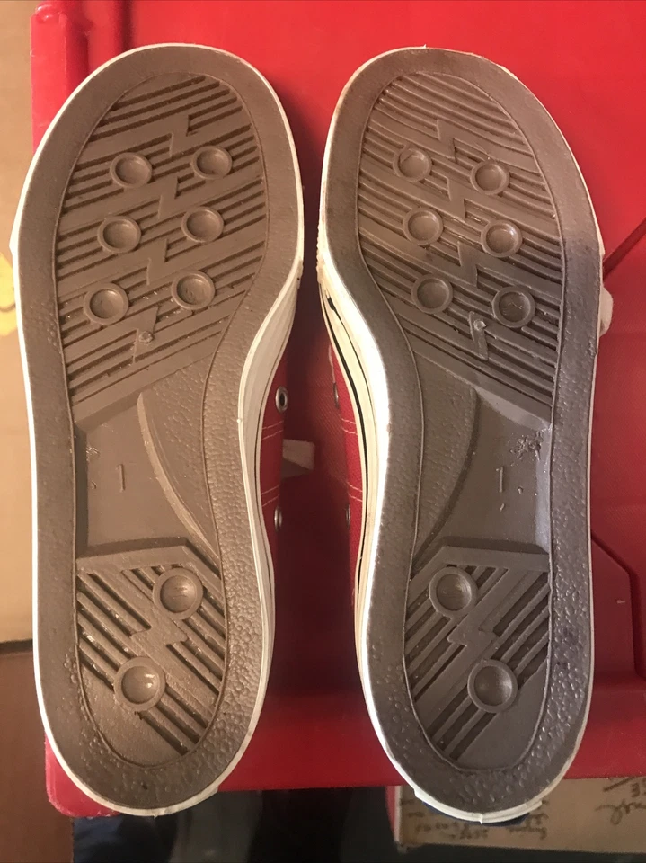 Raro Original Años 70 Converse Low-top One Star On Tongue Rojo Zapatos talla 1 Estados Unidos (A) Foto 2 de 4