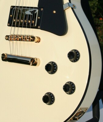 Weller Edel Le Paul  Custom  Grover Tuner  Massiv Mahagoni Body Gold Hardware