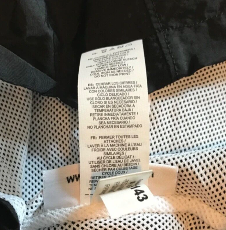 REEBOK ROMPEVIENTOS NUEVO CON CAPUCHA NIÑAS TALLA L 10-12 NEGRO NUEVO CON ETIQUETAS COSTABA $20 Foto 3 de 4