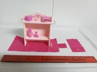 VTG 1985 Barbie Sweet Roses Bathroom Accents Pink Wicker Shelf & Accessories