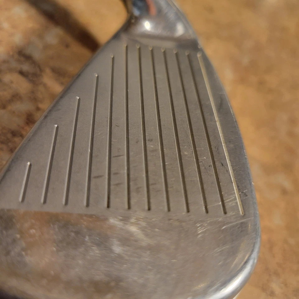 CLEVELAND LAUNCHER HB  7 IRON HYBRID REGULAR  REGULAR GRAPHITE - Image 2 of 4