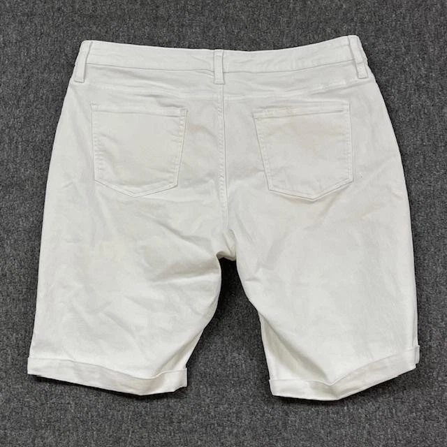 St. John's Bay Bermuda Shorts Womens 18W White Stretch Cuffed Repreve Denim - Image 2 of 4