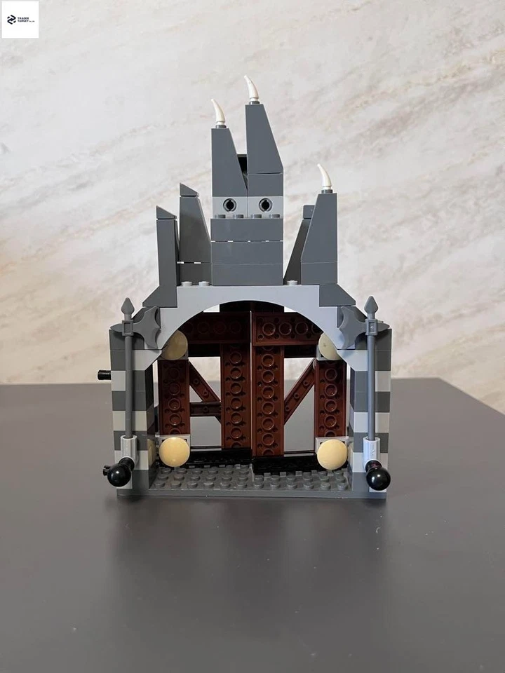 LEGO Castle Fantasy Era Trolls' Mountain Fortress 7097 In 2009 Used W/Manuals - Image 4 of 4