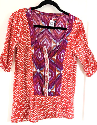 Anthropologie Akemi +Kin SZ M Women's Boho Chic Ikat Boho Knit Top Art to Wear
