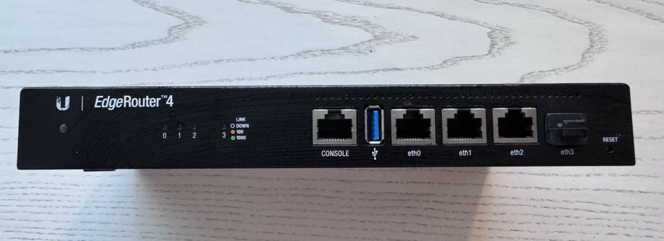 Ubiquiti EdgeRouter 4 (ER-4) Router W/ AC Power Cord - Image 2 of 3