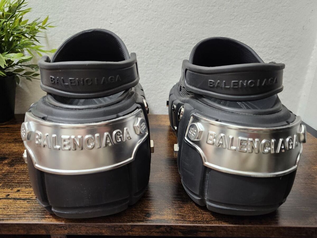Balenciaga x Crocs hardcrocs & Trade Platform Unisex Size 43 Balenciaga x Crocs hardcrocs & Trade Platform Unisex Size 43