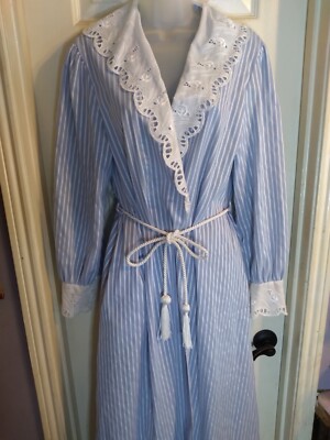 Alice Maloof Women's Robe Blue Stripes Eyelet Collar Cuffs Belt Sz L Bust 44 