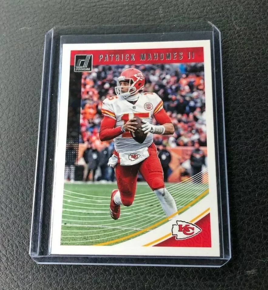 Patrick Mahomes trading card