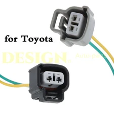 1PCS Windscreen Washer Pump 1PCS Fluid Level Sensor Pigtail Connector for Toyota