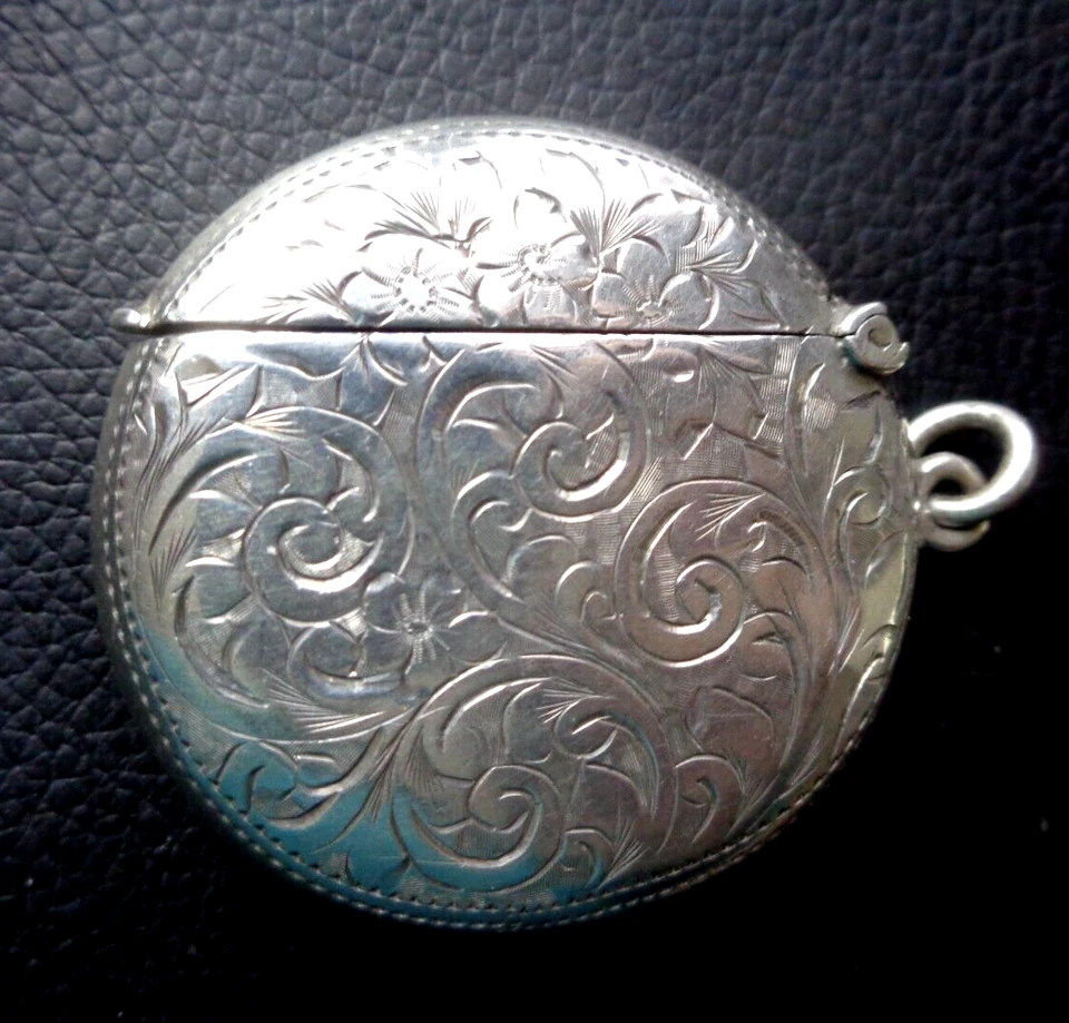 Edwardian Sterling Silver ROUND Vesta / Match Safe h/m 1907 B'ham - Thomas Hayes - Image 3 of 4