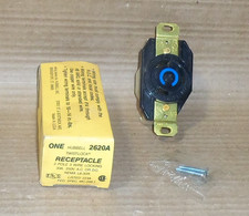 NEW HUBBELL 2620A TWIST-LOCK RECEPTACLE 30A 250V 2-POLE 3-WIRE LOCKING L6-30R