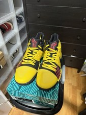 Nike Kyrie 3 Mamba Mentality Bruce Lee Yellow...