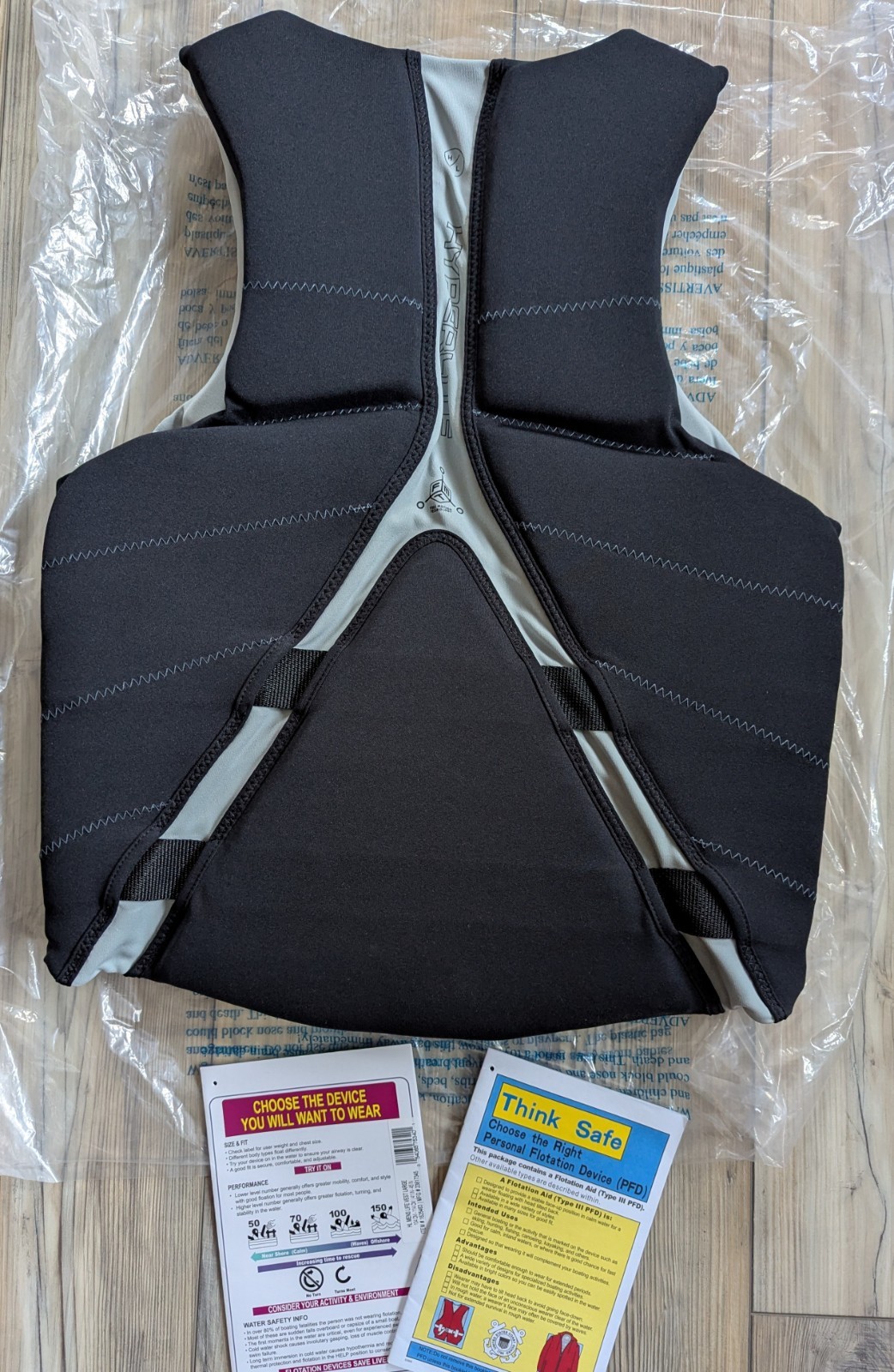 HyperLite Fluid Flex Buckle Zipper Life Jacket Vest Mens Adult Size L NWT