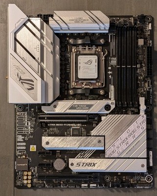 ASUS ROG Strix B650-A Gaming WiFi 6E AM5 Ryzen 7000 DDR5 ATX Motherboard