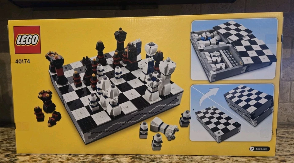 Lego Exclusive 2 in 1: 40174 Lego Chess - Retired - NISB - Image 2 of 4