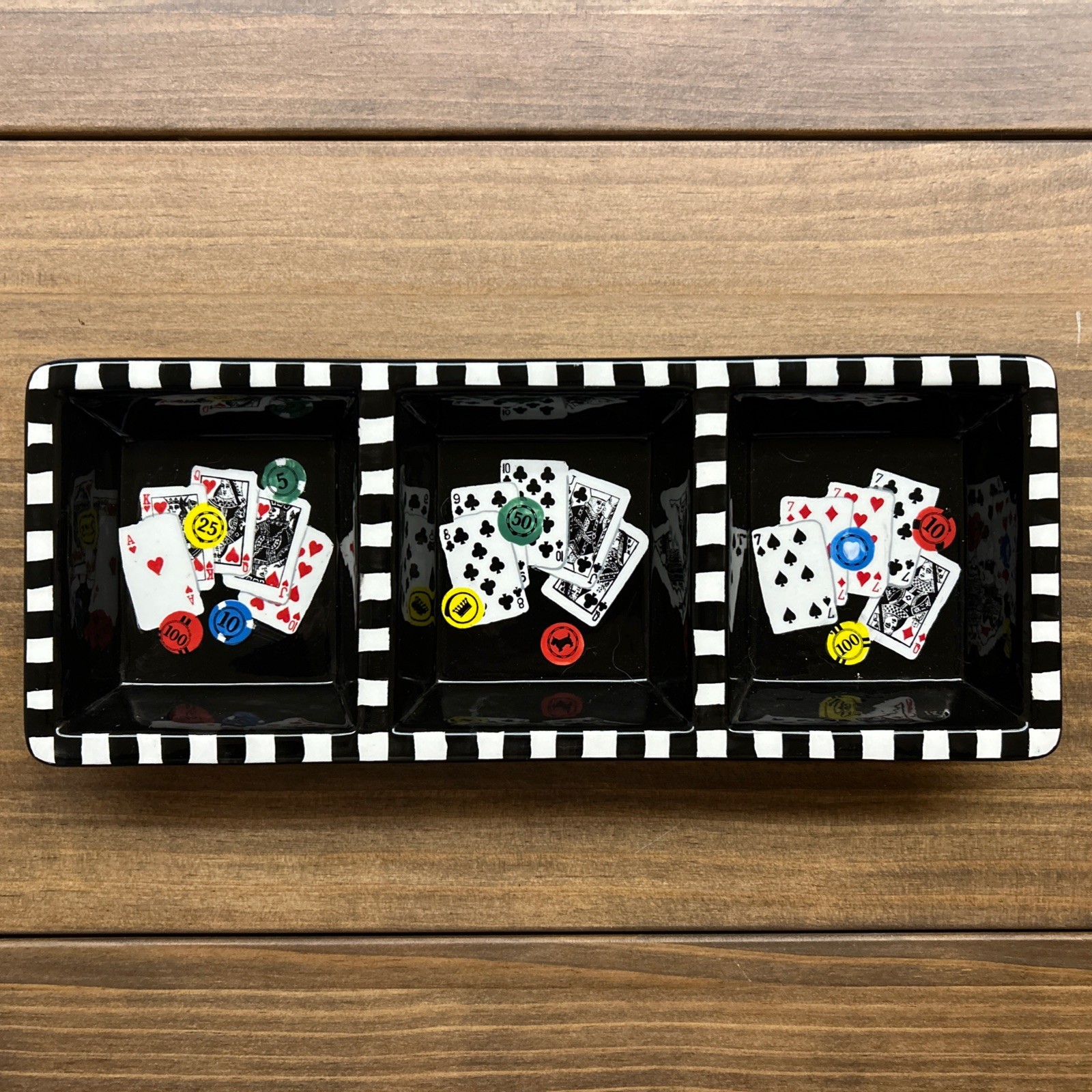 Snack Dip Dish with Card Holder for Poker Texas Hold Em Party Game