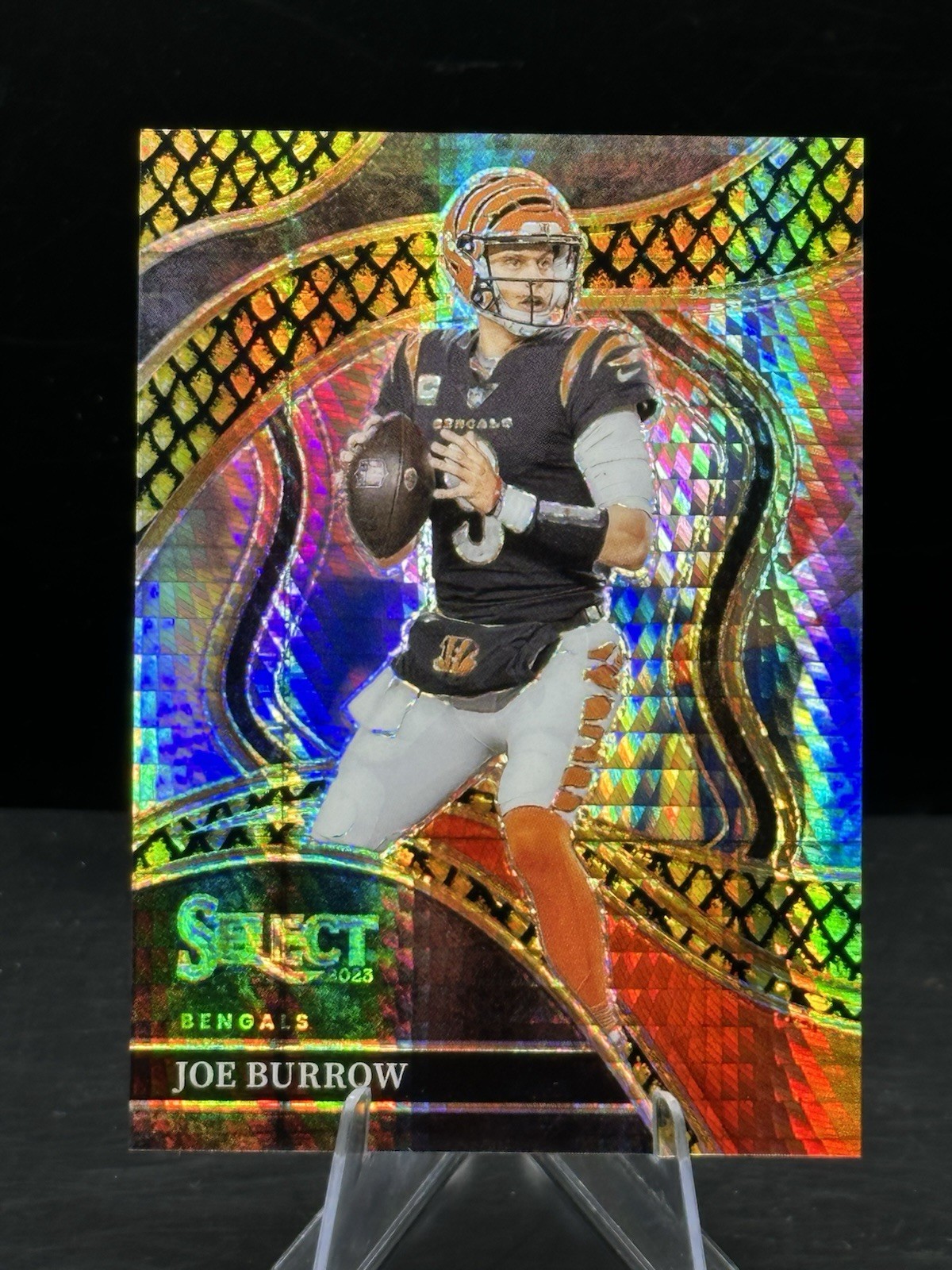 2023 Panini Select Club Level Joe Burrow #256 Gold Dragon Scale Prizm /10