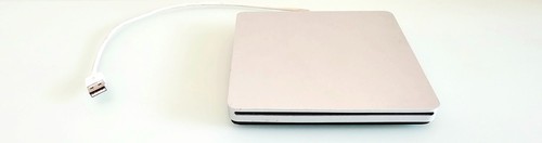Apple USB SuperDrive A1379 Externes CD/DVD Laufwerk