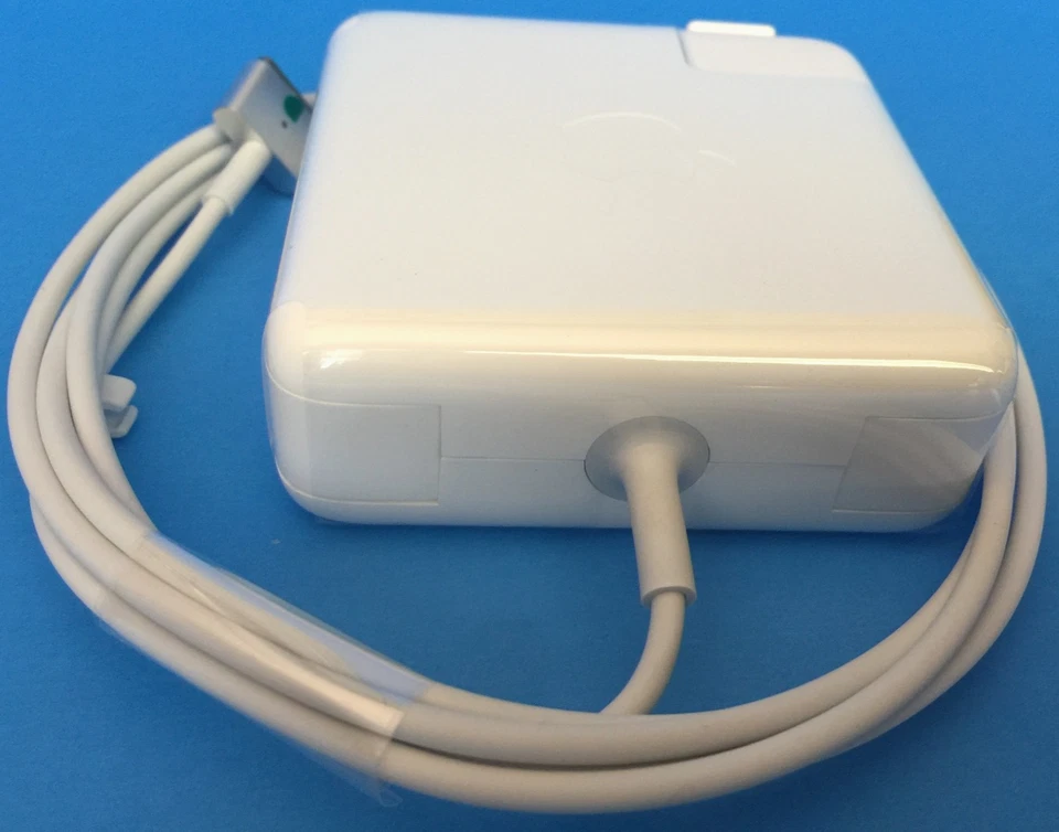 Apple 85 Watt Magsafe 2 Power Adapter for Macbook Pro - Image 3 of 4