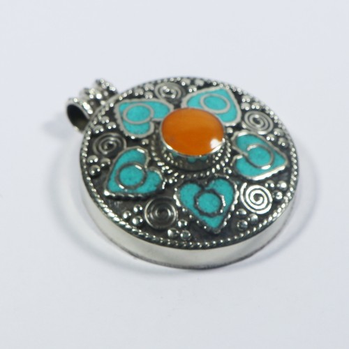 Yellow Amber Pendant Tibetan Silver Pendant Handmade Round Boho Jewelry - Foto 7 di 7