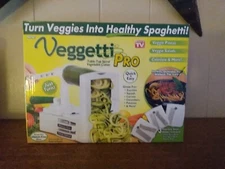 Veggetti Pro Vegetable Spaghetti Slicer Chopping Machine As Seen on TV! Unused