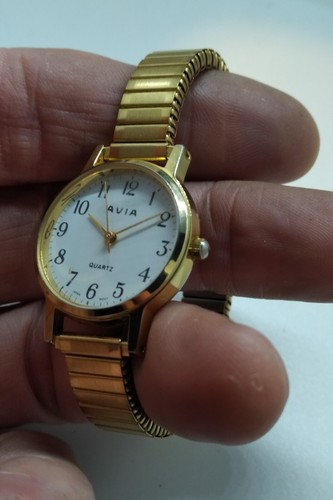 VINTAGE WATCH AVIA QUARTZ CLASSIC GOLD PLATED CIRCA 1990S BUSINESS WATCH - Picture 10 of 12
