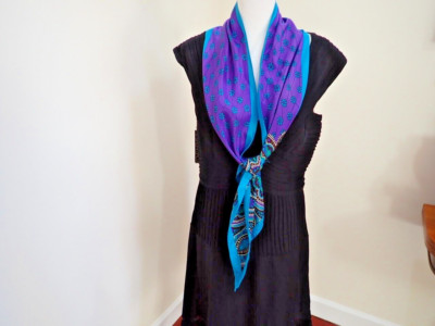 Vintage VERA  100% polyester made in Korea 9''x60'' Scarf