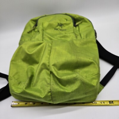 Arc'teryx Cambie Backpack Green Daypack Laptop Sleeve 12L Weather
