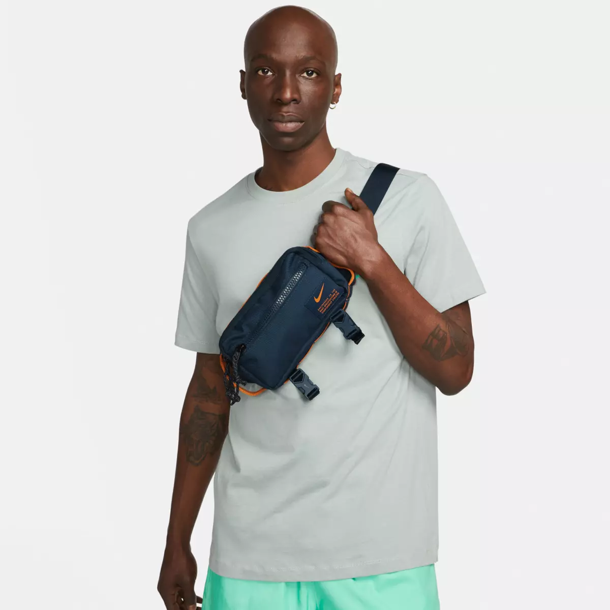 Nike hotsell utility top