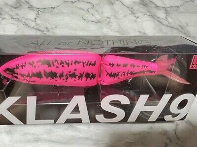 DRT KLASH 9 Panic Pink Low Floating Swimbait Glide Bait DRT KLASH 9 Panic Pink Low Floating Swimbait Glide Bait
