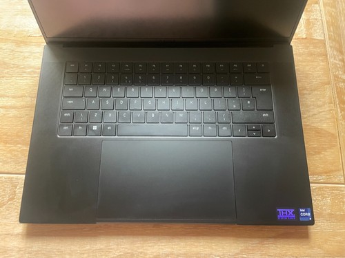 Razer Blade 16" - Intel Core i9 13th Gen 2.50 GHz, RTX 4080, 64GB RAM, 1TB SSD - Picture 7 of 11