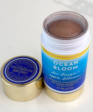Victoria's Secret OCEAN BLOOM Sea Breeze Aplle Blossom Bronzing Shimmer Sticks