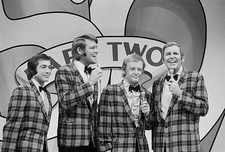 Paul Anka Glen Campbell John Byner Paul Lynde on THE GLEN CAMPBELL- Old Photo