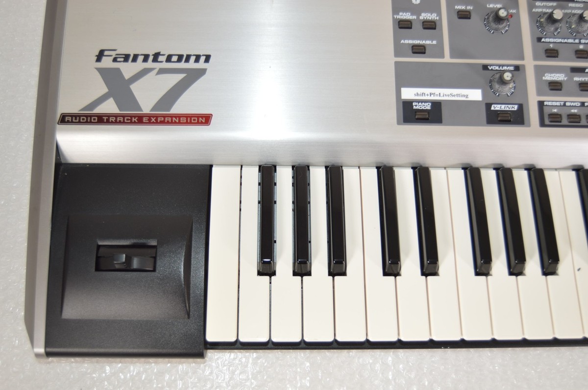 Roland Fantom-X7 76 Key Digital Keyboard Synthesizer Tested W/Hard