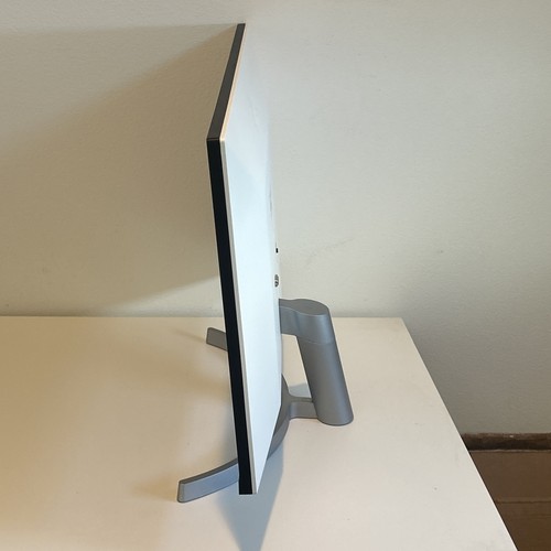 LG 27" FHD IPS 1080p Monitor 75hz 1ms AMD Freesync Borderless White 27MN60T-W - Picture 4 of 6