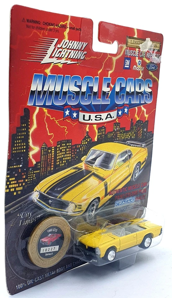 Johnny Lightning 1/64 Scale 200-180 - Muscle Cars 1965 Pontiac GTO - Yellow - Image 2 of 4