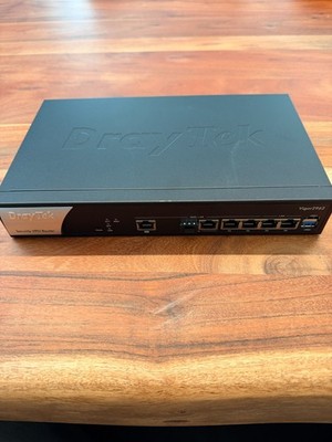 DrayTek Vigor 2962 Dual-WAN VPN Router 2.5 GbE + 19'' Rack-Halterung