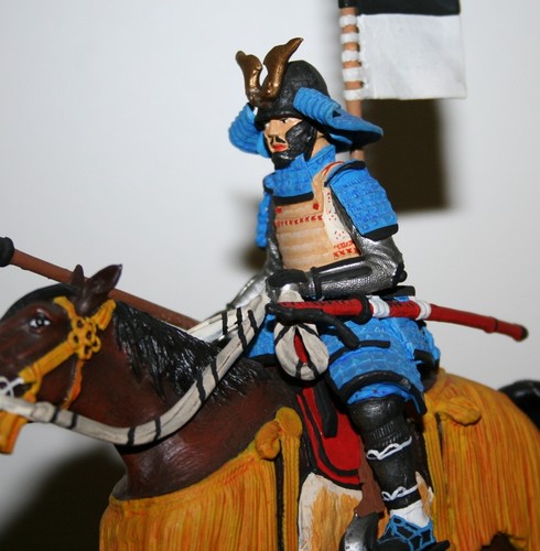 MOUNTED SAMURAI MOUNTED FIGURE100MM SCALE, PAINTED WHITE METAL ALLOY - Picture 11 of 11
