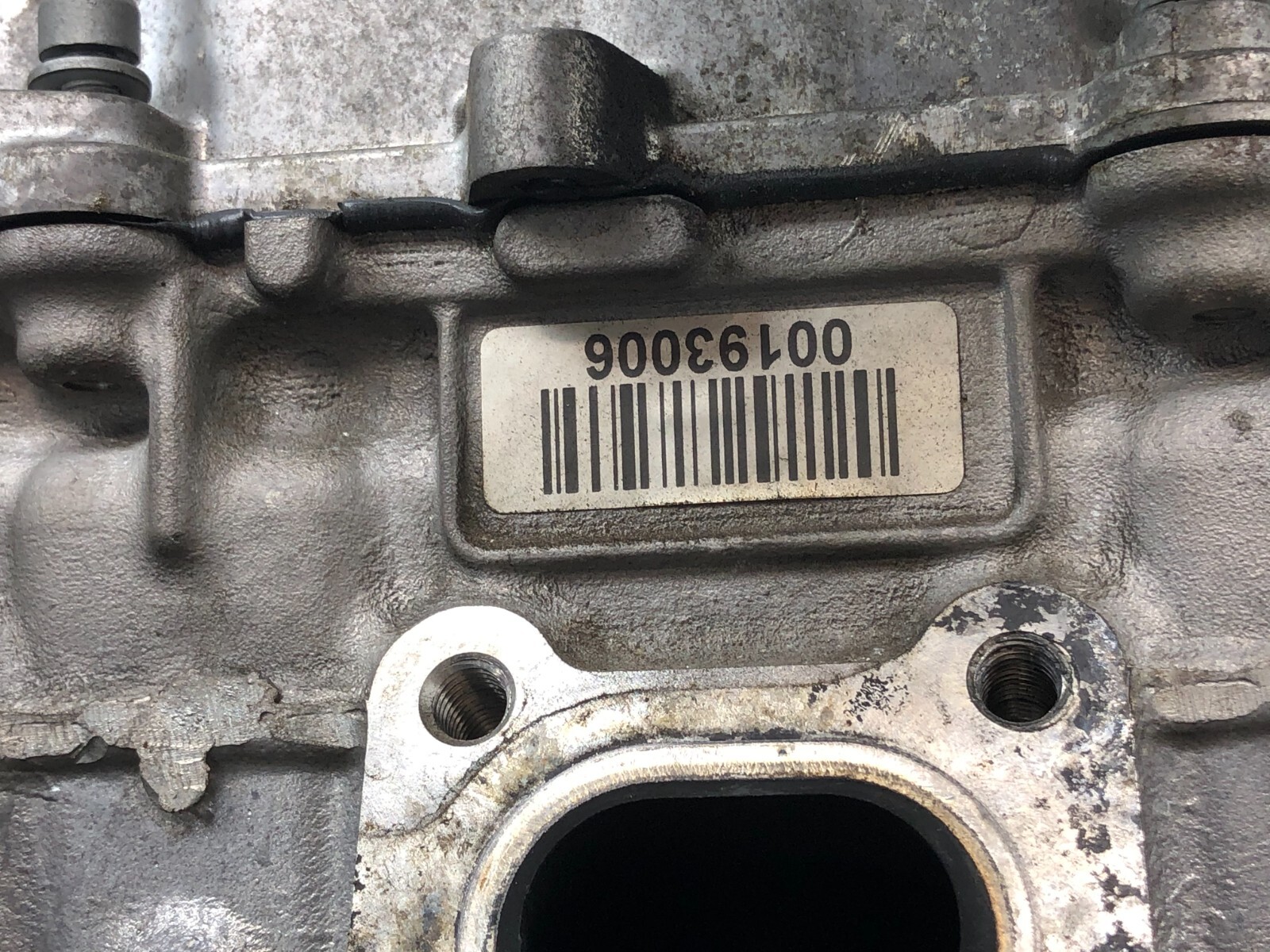 2014-2017 MASERATI GHIBLI S Q4 3.0L RIGHT PASS SIDE CYLINDER HEAD W/ COVER OEM.