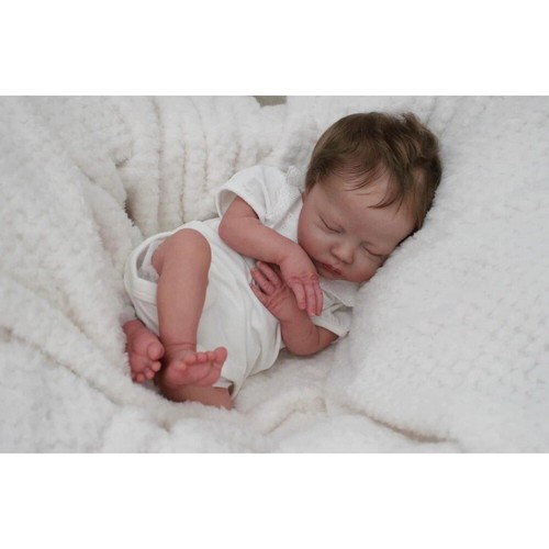 45cm Reborn Baby Doll Sleeping Newborn Dolls Vinyl Cloth Body 3D Skin Painted - Picture 4 of 5
