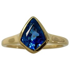 1.05ct Vivid Blue Ceylon Sapphire Fancy Kite Cut 18k Yellow Gold Solitaire Ring