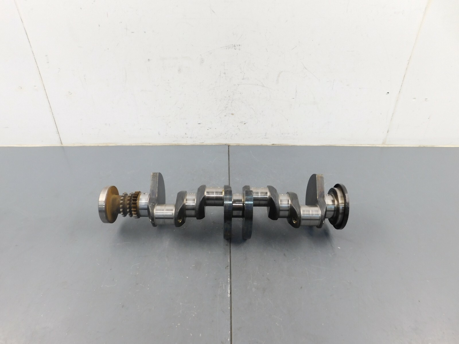 2015 16 17 McLaren 650S 3.8L V8 Crankshaft #0007 i2