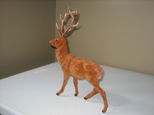 Vintage 8" Plastic Felted Flocked Deer Stag Buck Centerpiece Holiday decor piece - Picture 5 of 8