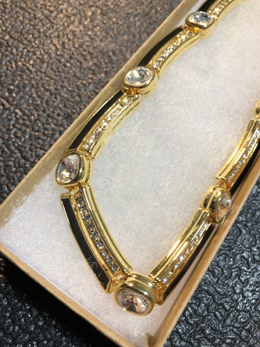 Vintage Jewelry Signed MONET Gold Tone Black And Gemmed Necklace 17.75” - Picture 18 of 22