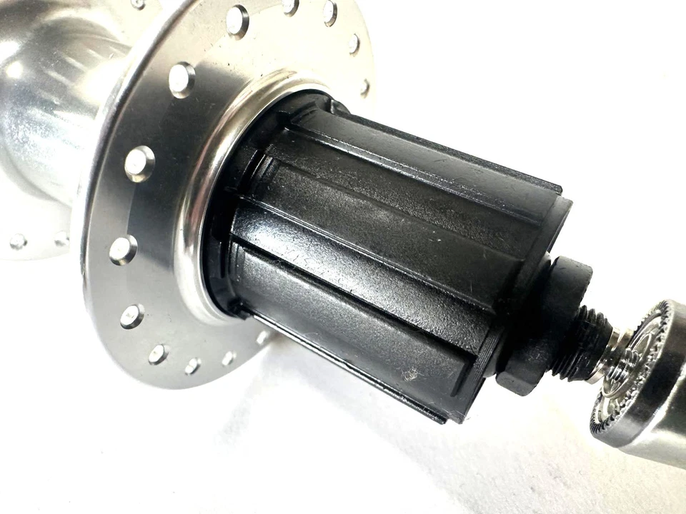 Formula  Alloy Front + Rear Set 6 Bolt Disc 100mm 135mm 36 Hole QR  HG 10 spd - Image 4 of 4