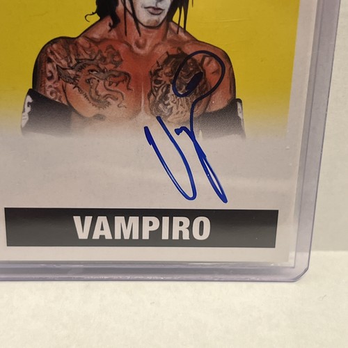✨13/25✨WCW 2017 Leaf Originals Vampiro Auto Yellow Originals Wrestling - Picture 2 of 5